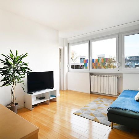 Cozy Donkey - Sporty Lake Apartment Zagabria Esterno foto